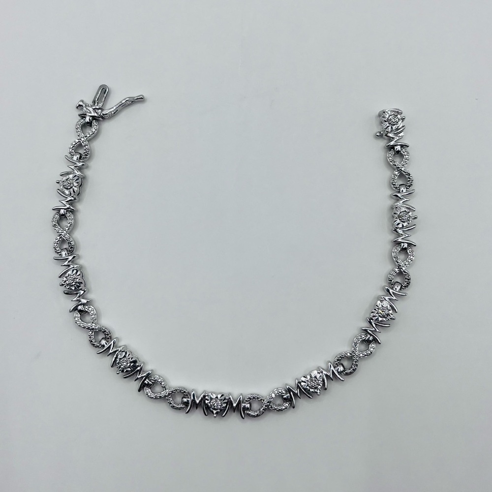 Beautiful MOM Diamond Accented Bracelet - Picture 8 of 8
